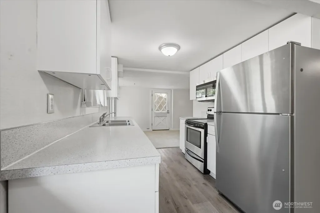 6251 3rd Avenue NW Seattle WA 98107