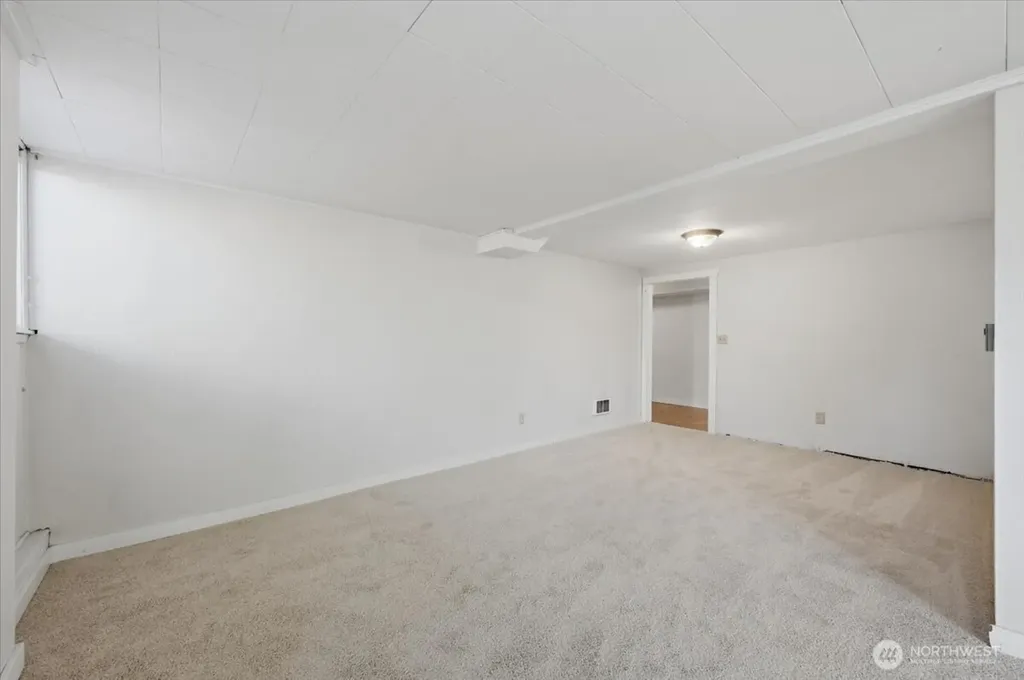 6251 3rd Avenue NW Seattle WA 98107