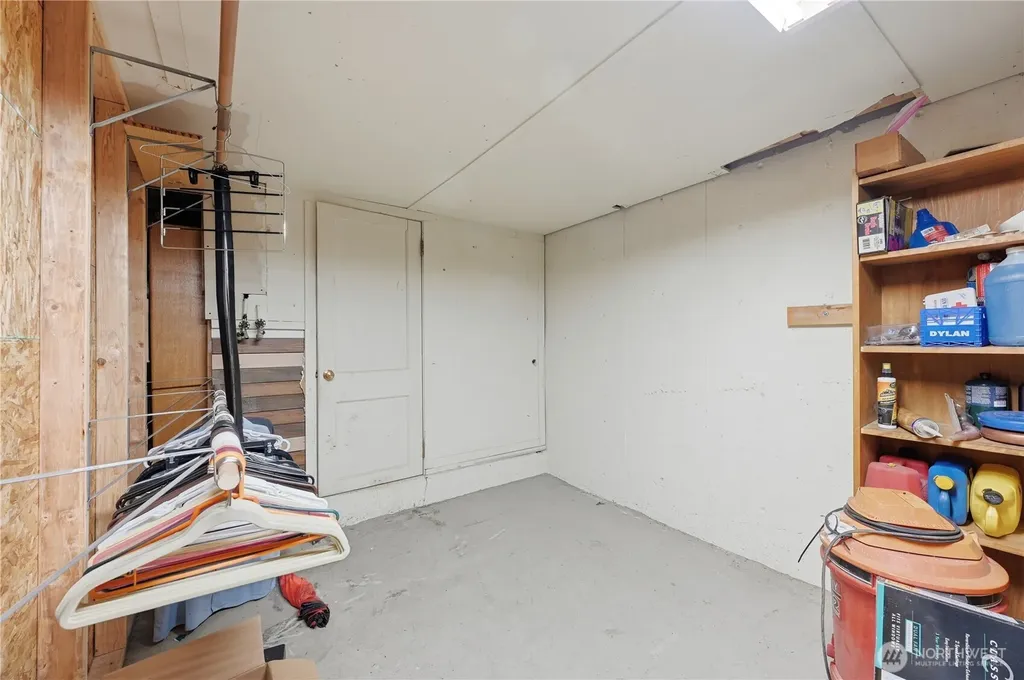 6251 3rd Avenue NW Seattle WA 98107