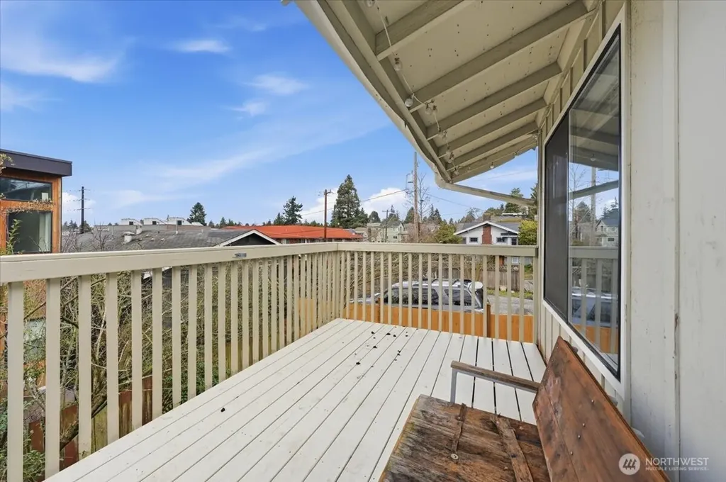 6251 3rd Avenue NW Seattle WA 98107