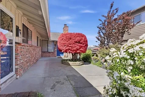 6251 3rd Avenue NW Seattle WA 98107