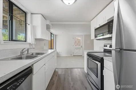 6251 3rd Avenue NW Seattle WA 98107