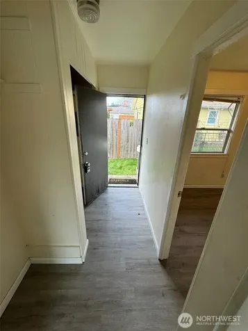 10908 Valley Avenue E Puyallup WA 98372