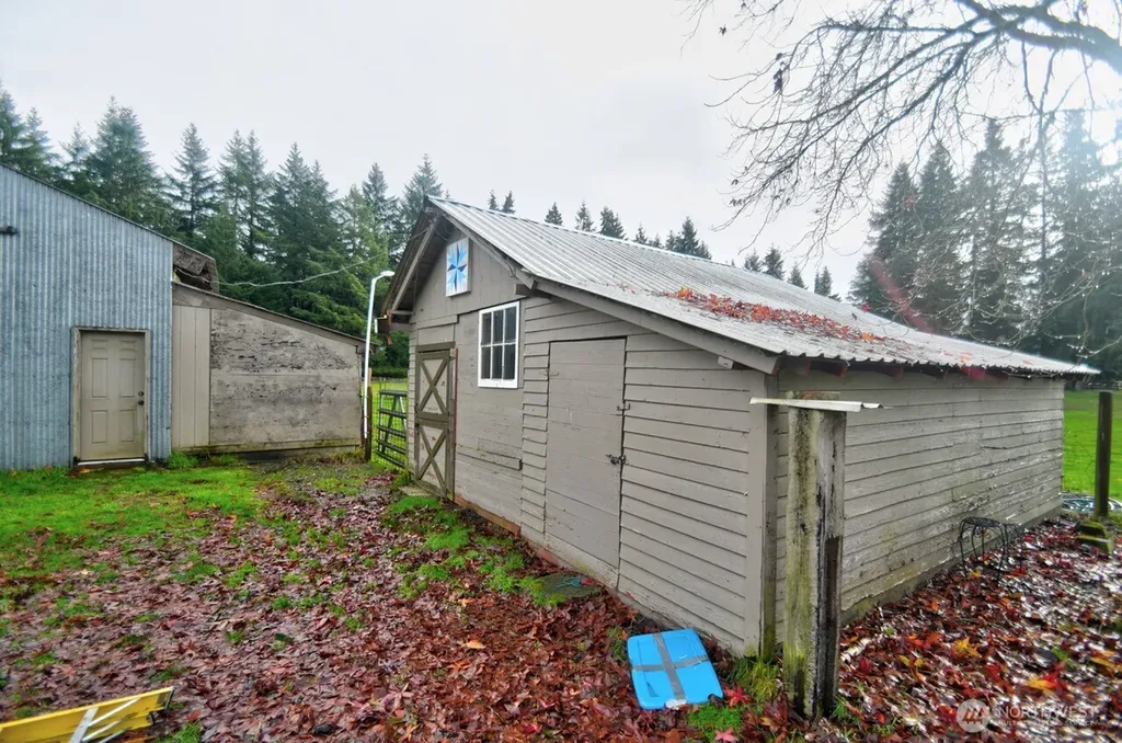 19944 Carper Road SW Rochester WA 98579