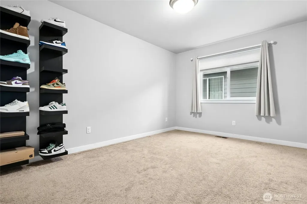 5822 82nd Place NE Marysville WA 98270