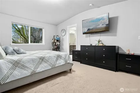 5822 82nd Place NE Marysville WA 98270
