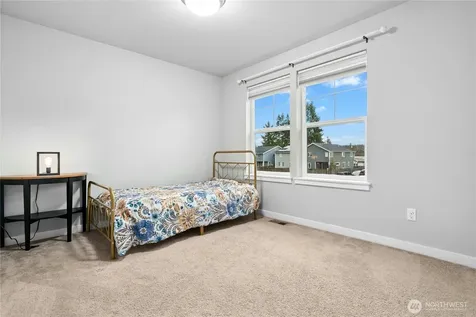 5822 82nd Place NE Marysville WA 98270