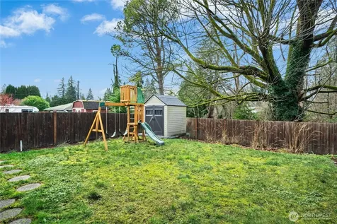 5822 82nd Place NE Marysville WA 98270