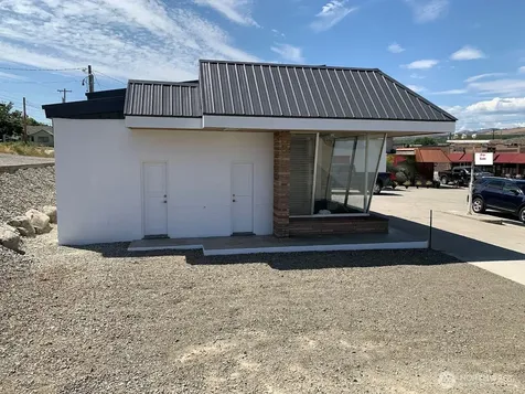 305 Whitcomb Ave S Tonasket WA 98855