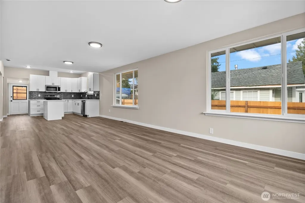 5008 N Visscher Street Tacoma WA 98407