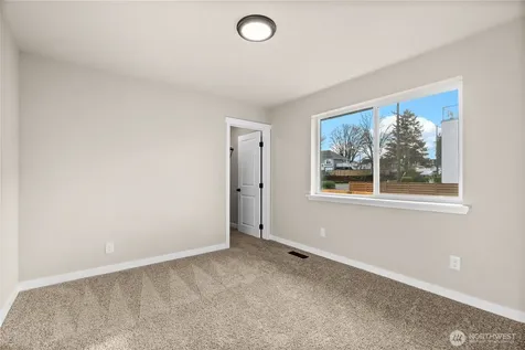 5008 N Visscher Street Tacoma WA 98407