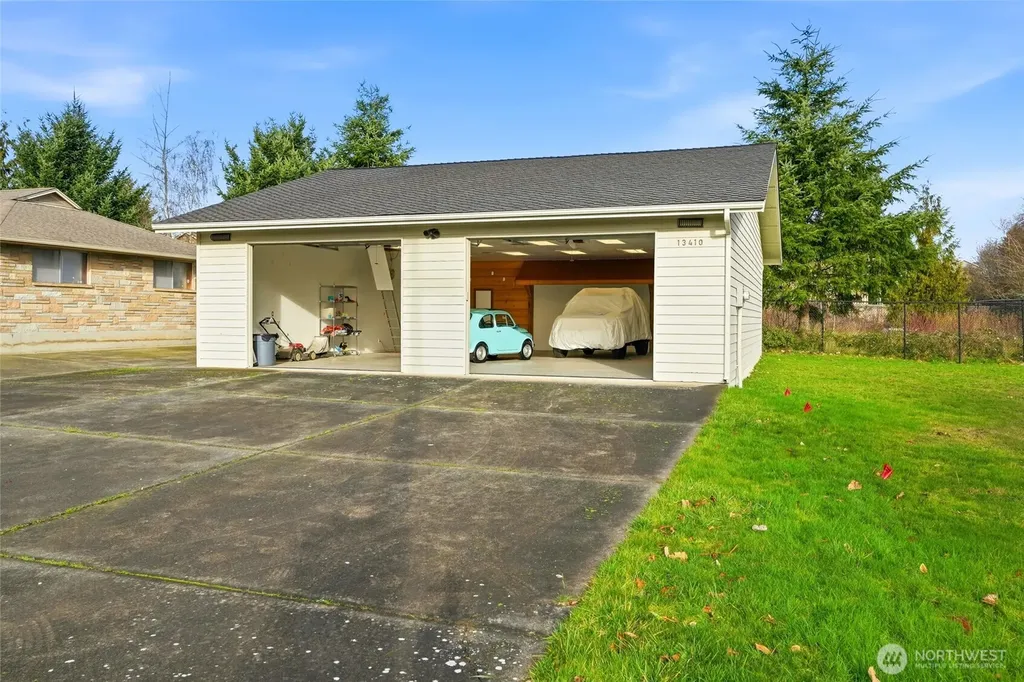 13410 SE 256th Street Kent WA 98042