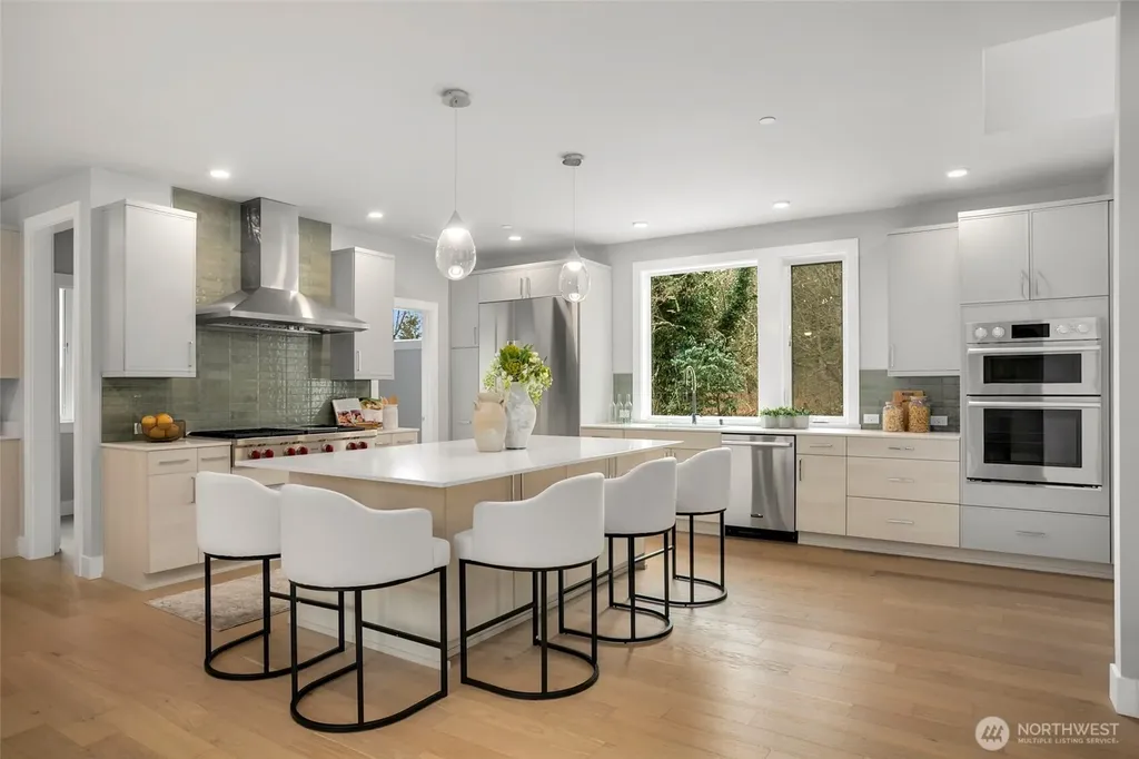 13016 SE 19th Court Bellevue WA 98005