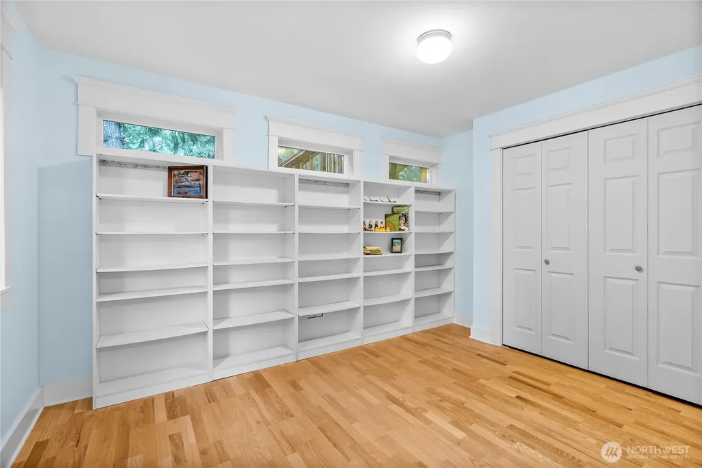 22415 S Herron Boulevard NW Lakebay WA 98349