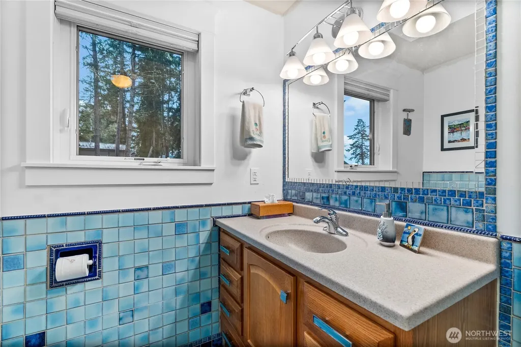 22415 S Herron Boulevard NW Lakebay WA 98349