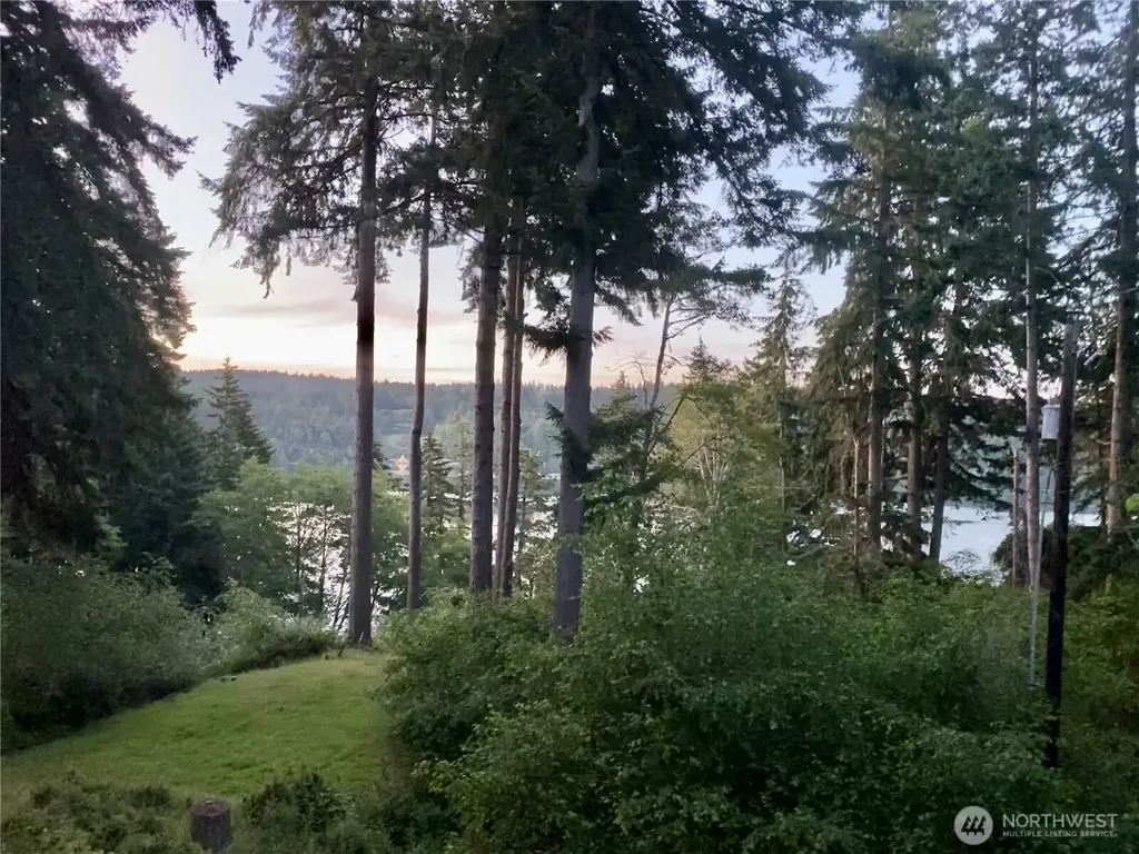 22415 S Herron Boulevard NW Lakebay WA 98349