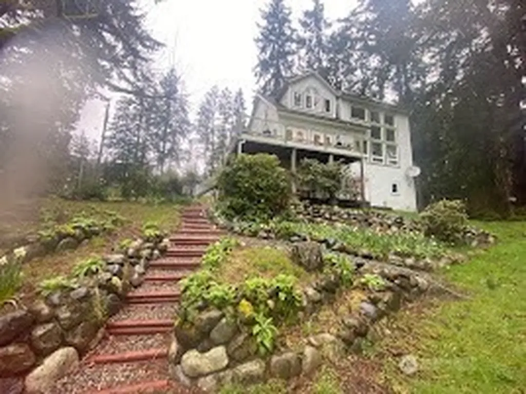 22415 S Herron Boulevard NW Lakebay WA 98349