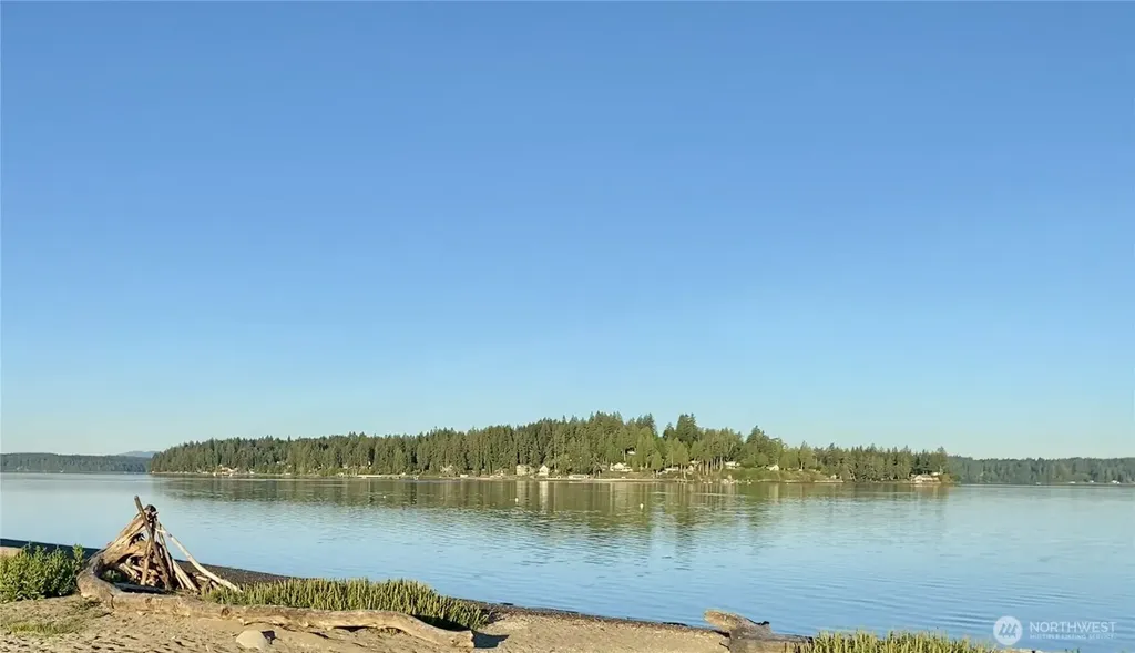 22415 S Herron Boulevard NW Lakebay WA 98349