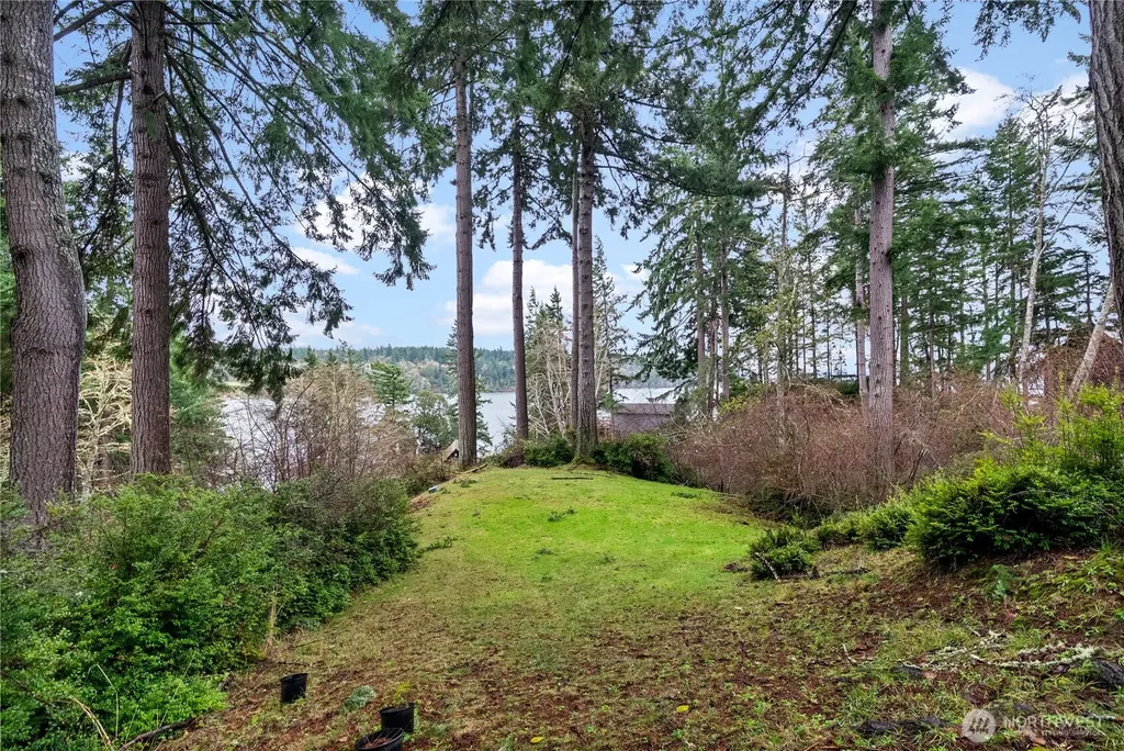 22415 S Herron Boulevard NW Lakebay WA 98349