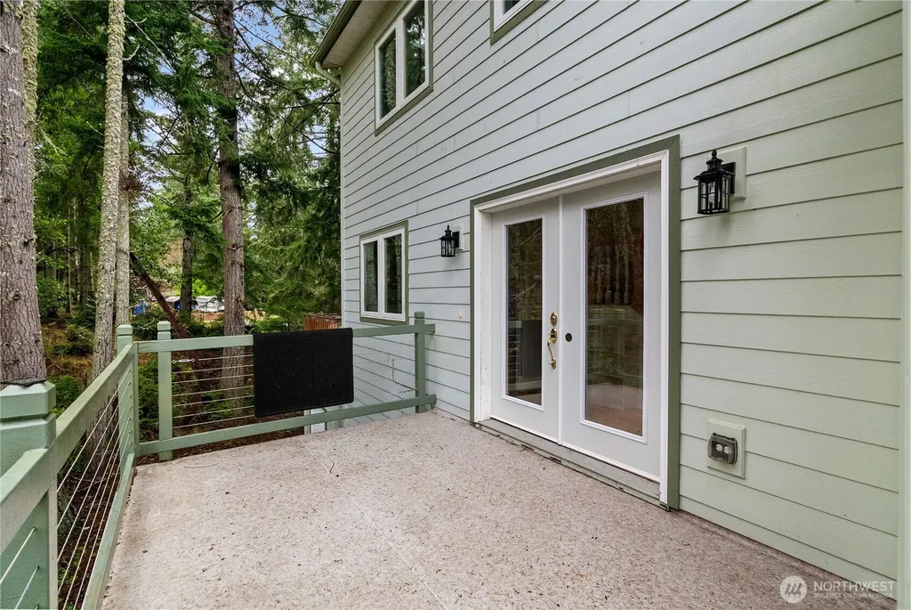 22415 S Herron Boulevard NW Lakebay WA 98349