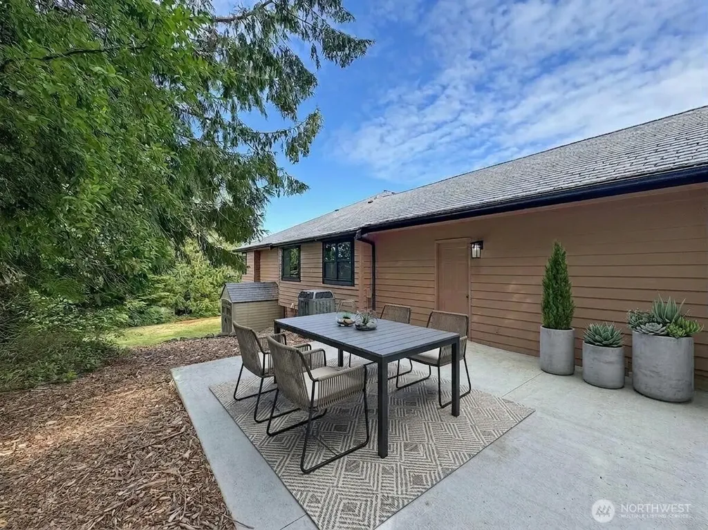 412 Doe Run Road Sequim WA 98382