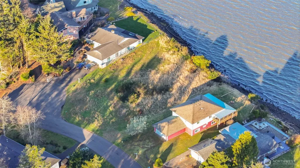 514 Mountain View Court SE Ocean Shores WA 98569
