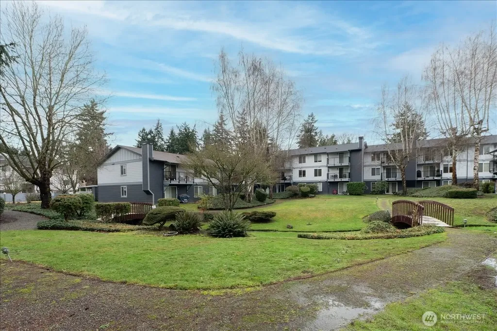 25735 115th Avenue SE Kent WA 98030
