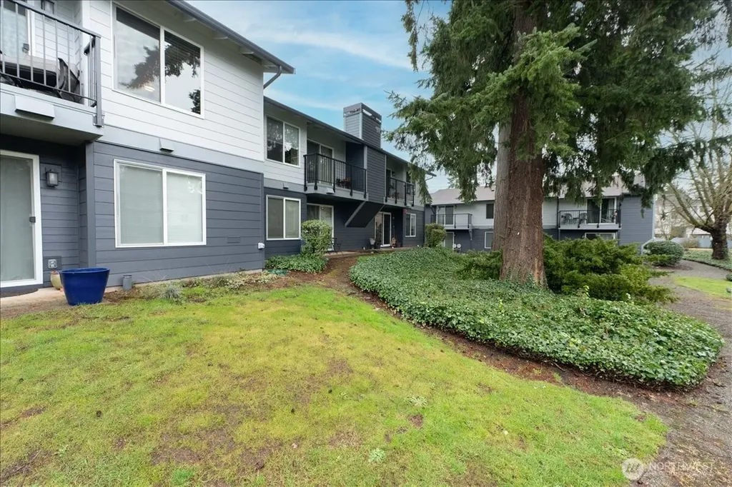25735 115th Avenue SE Kent WA 98030
