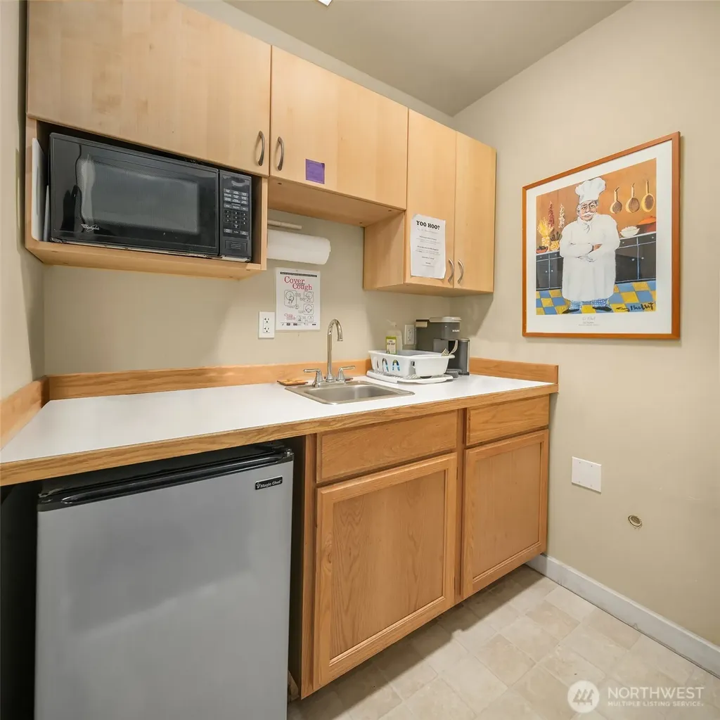 9922 SW Bank Road Vashon WA 98070