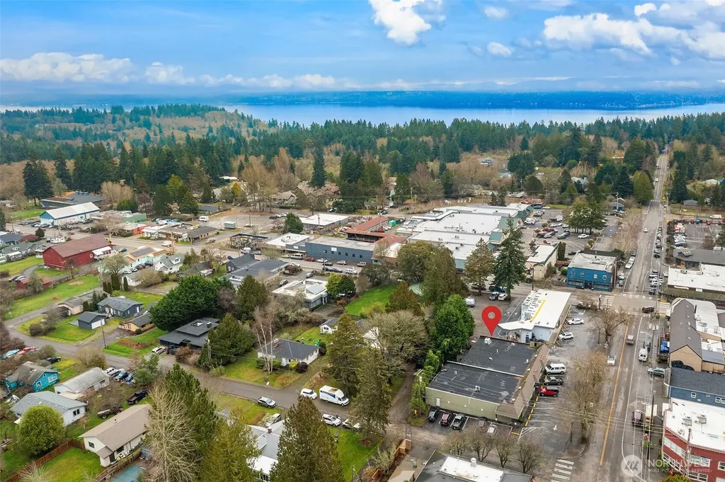 9922 SW Bank Road Vashon WA 98070