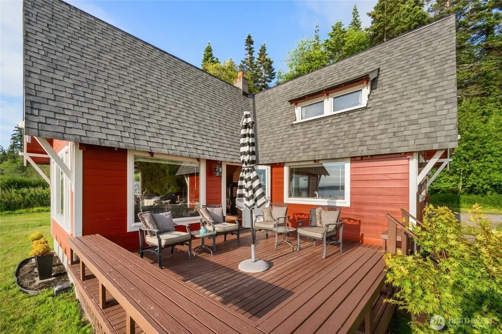 12312 Seabird Lane Mount Vernon WA 98273