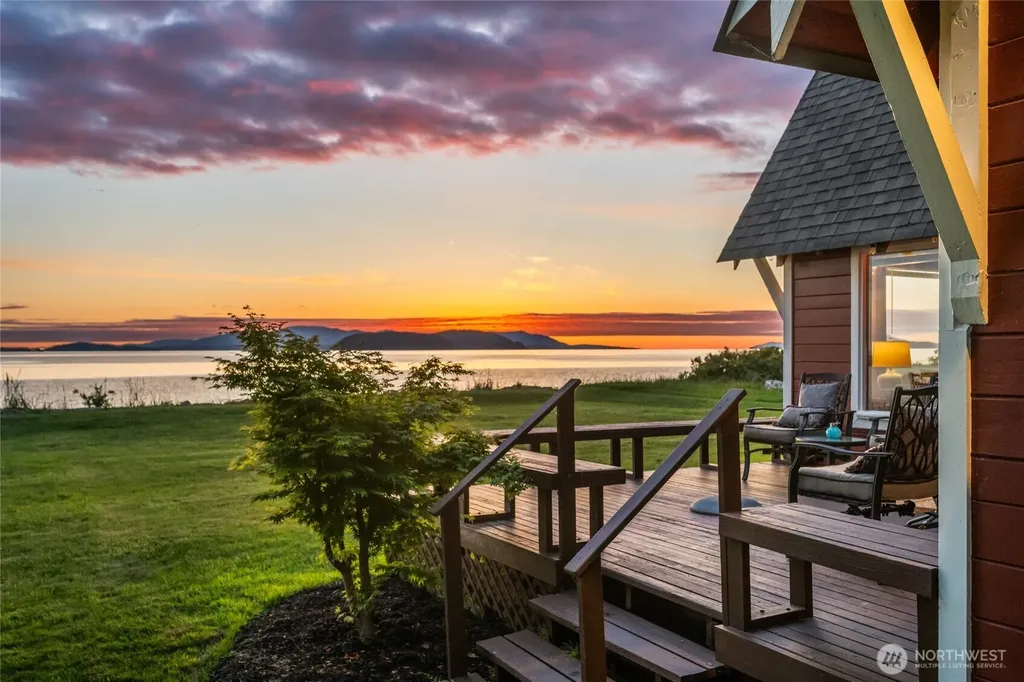 12312 Seabird Lane Mount Vernon WA 98273