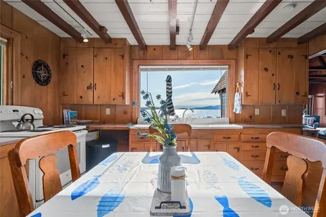 12312 Seabird Lane Mount Vernon WA 98273
