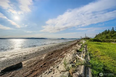 12312 Seabird Lane Mount Vernon WA 98273
