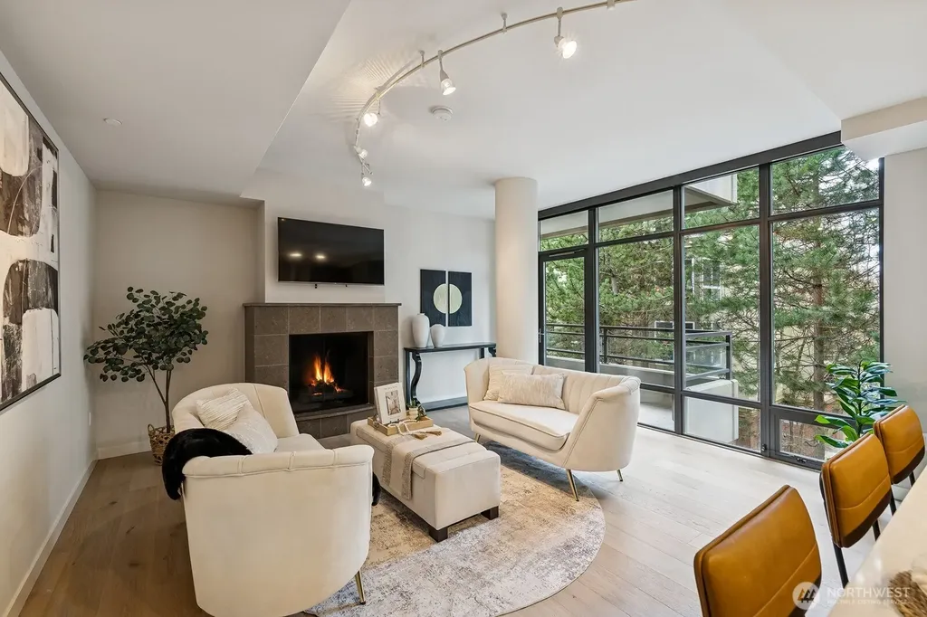 10000 Main Street Bellevue WA 98004