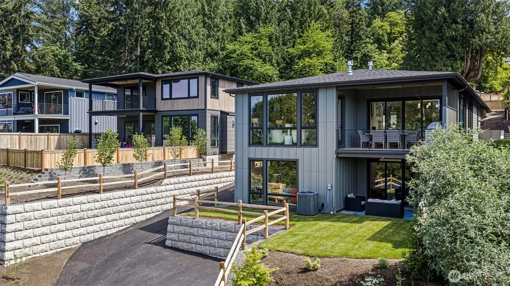 4322 102nd Court NE Kirkland WA 98033