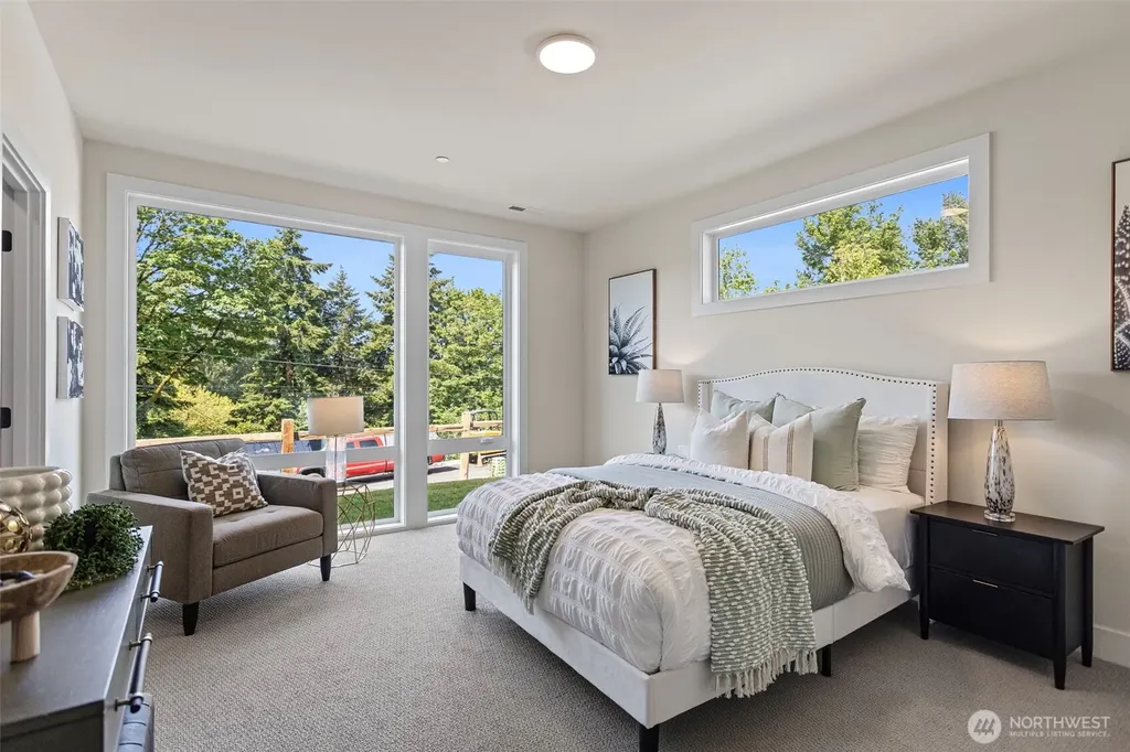 4322 102nd Court NE Kirkland WA 98033
