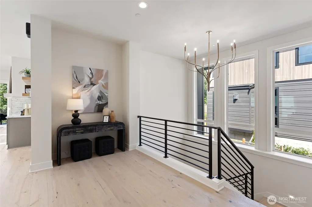 4322 102nd Court NE Kirkland WA 98033