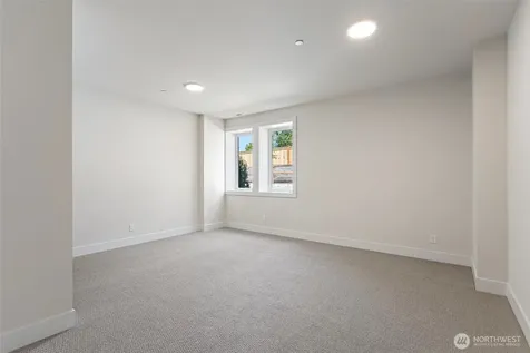 4322 102nd Court NE Kirkland WA 98033