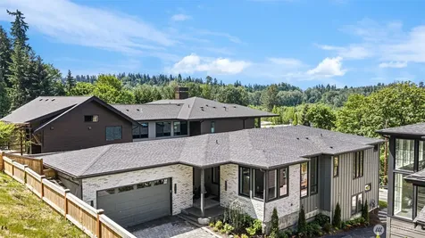 4322 102nd Court NE Kirkland WA 98033