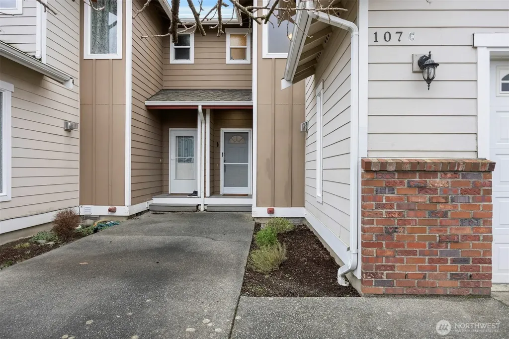 107 Thendara Park Drive Everson WA 98247