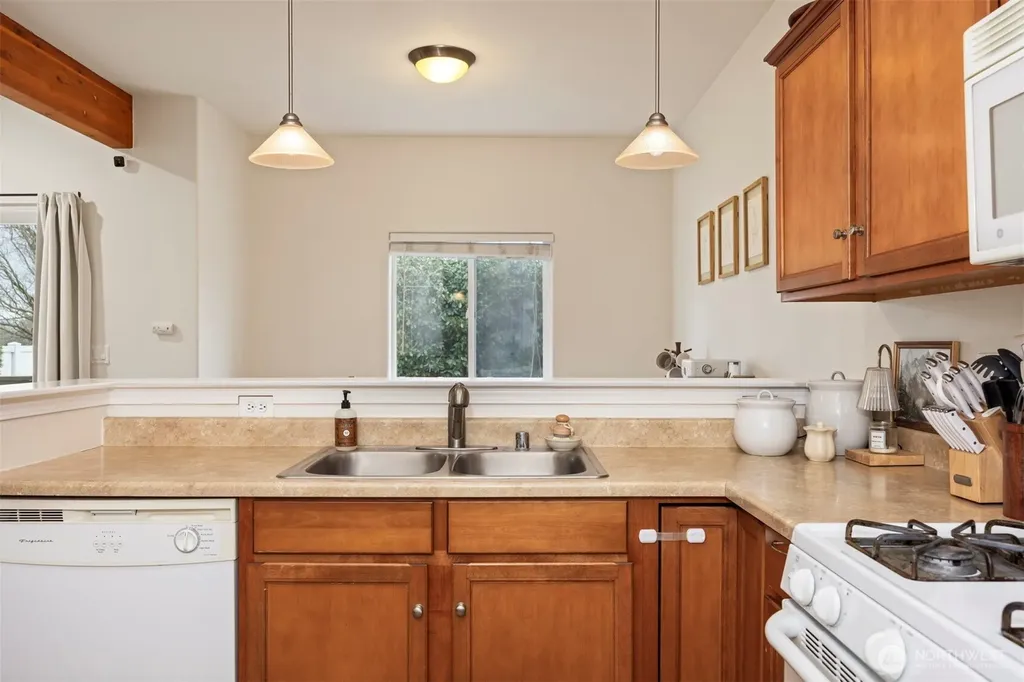 107 Thendara Park Drive Everson WA 98247