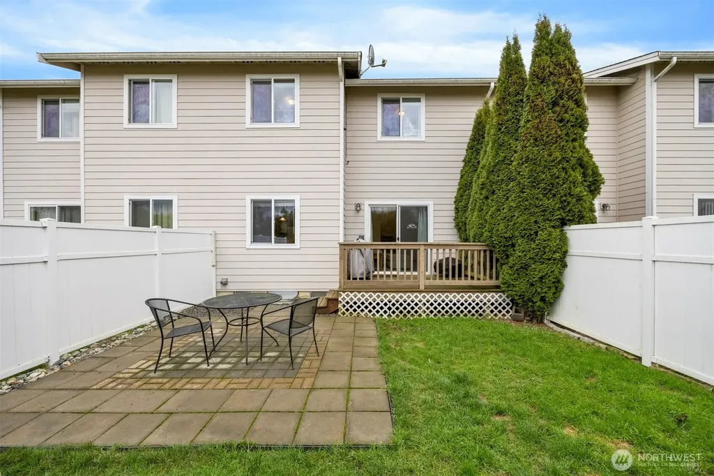 107 Thendara Park Drive Everson WA 98247