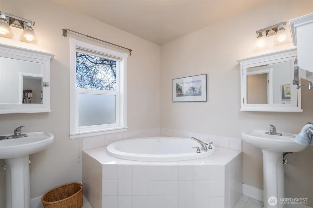 1418 6th Street Anacortes WA 98221