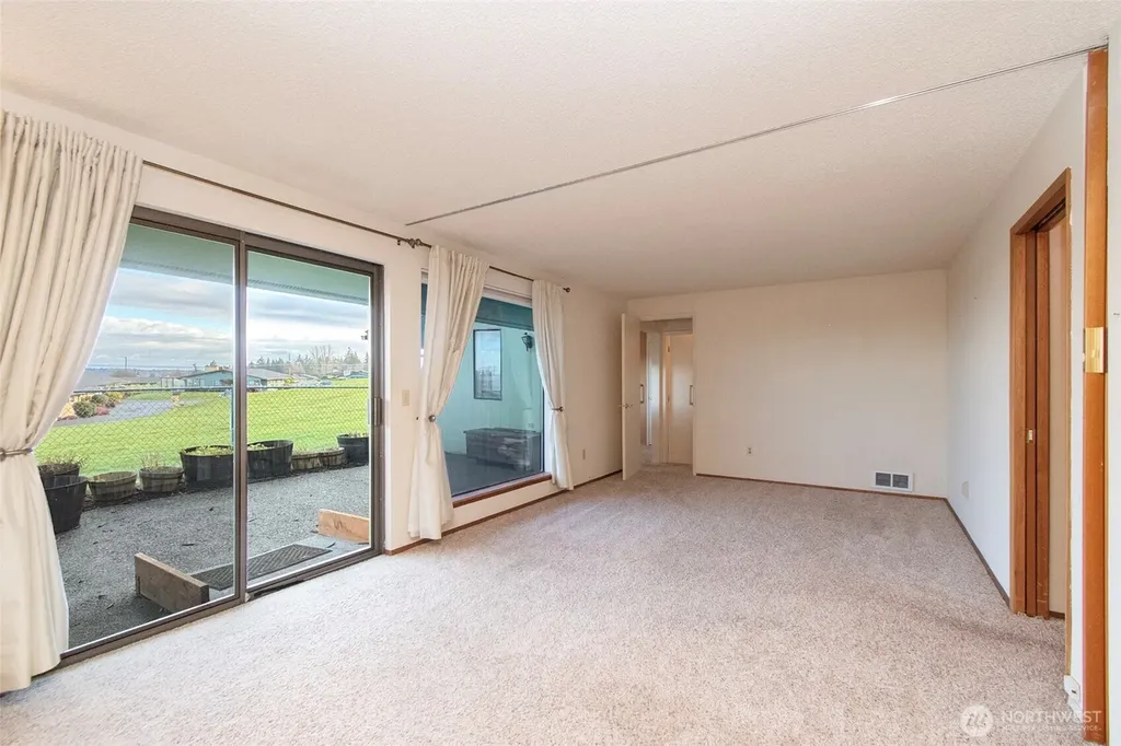 1301 S Third Avenue Sequim WA 98382