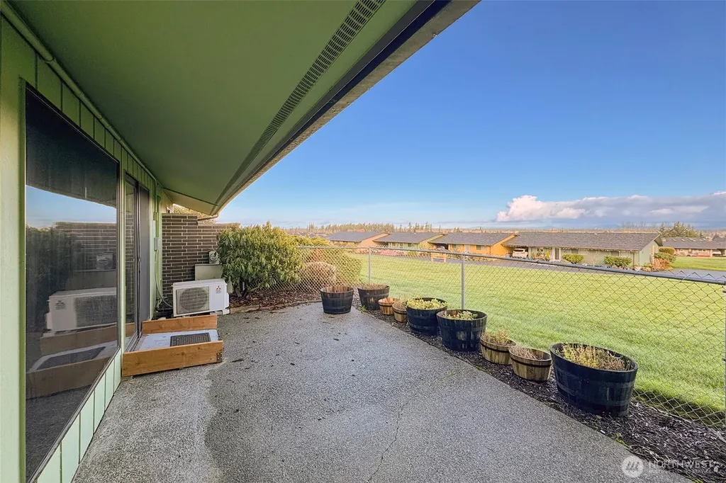 1301 S Third Avenue Sequim WA 98382