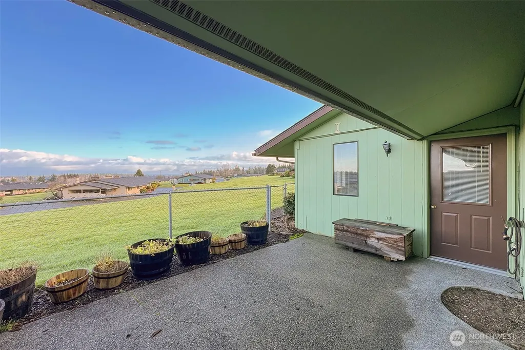 1301 S Third Avenue Sequim WA 98382
