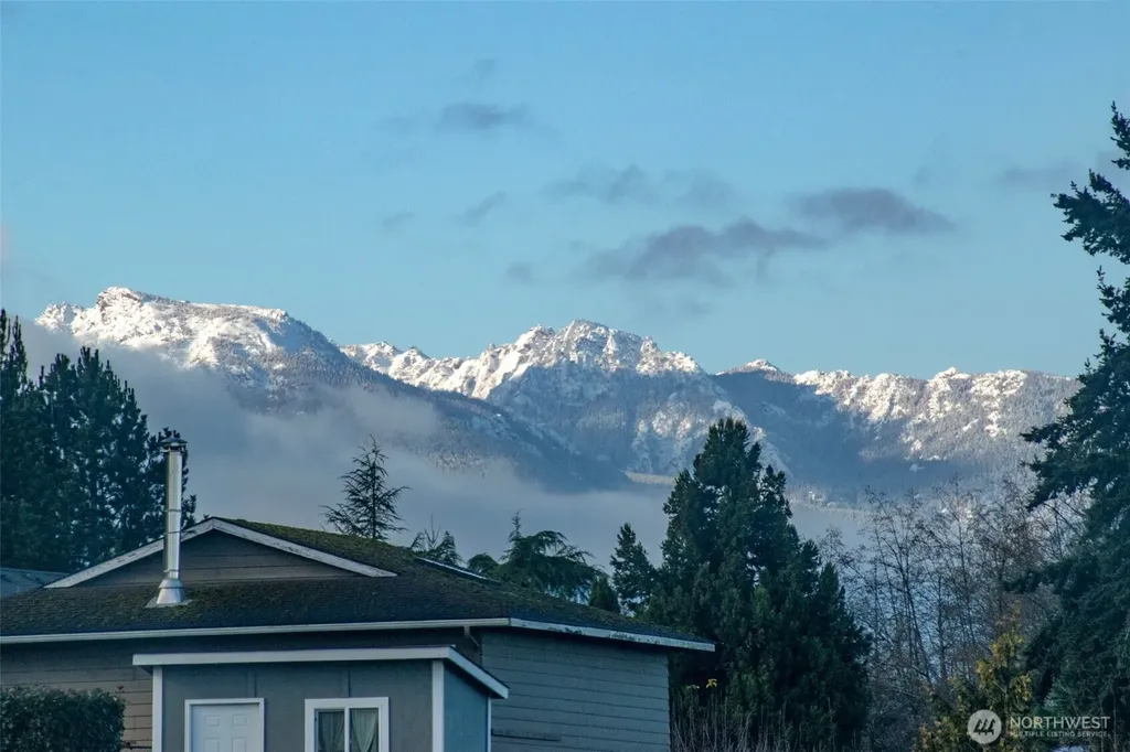1301 S Third Avenue Sequim WA 98382