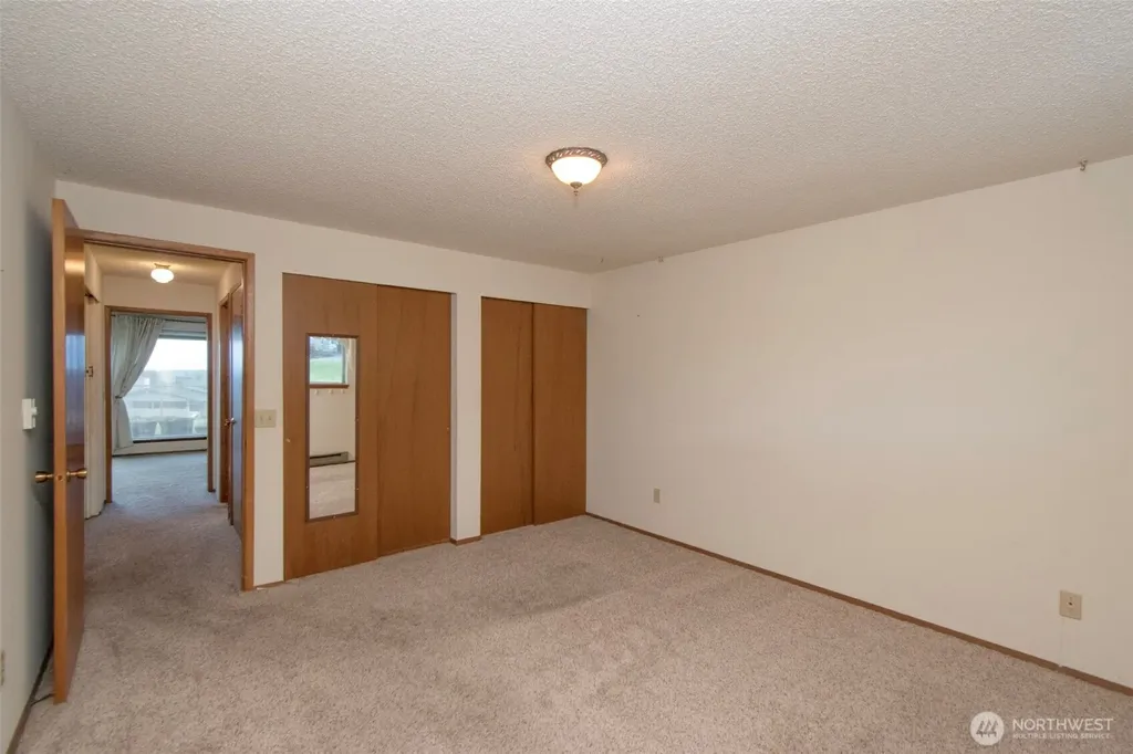 1301 S Third Avenue Sequim WA 98382