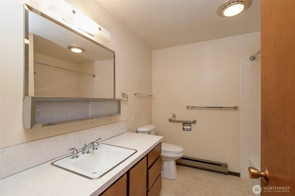 1301 S Third Avenue Sequim WA 98382